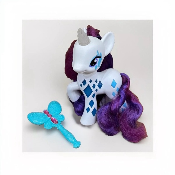Hasbro My Little Pony Cutie Mark Magic Glamour Glow Rarity Light Up 7” Pony - Picture 1 of 5